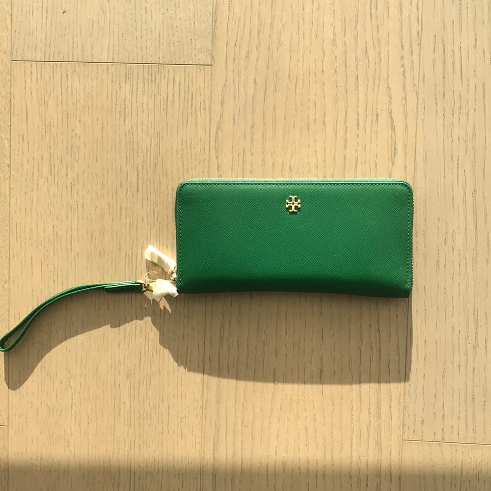 Tory Burch continental wallet